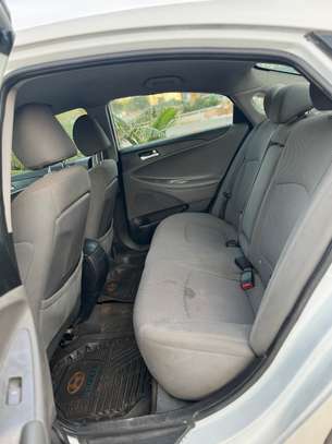 Hyundai Sonata image 10