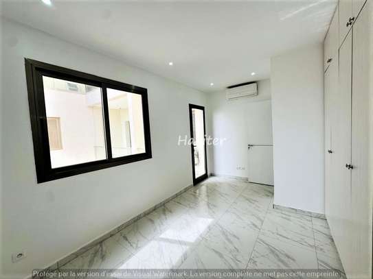 Des Appartements à louer à Fann image 3