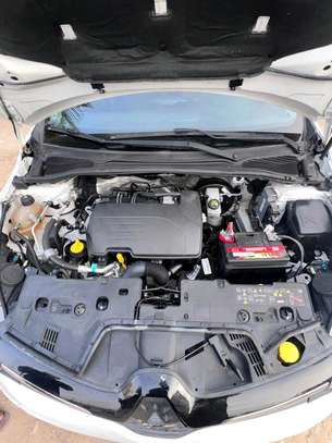 Clio 4 image 7