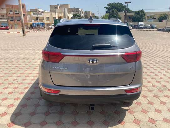 Kia Sportage limited image 5