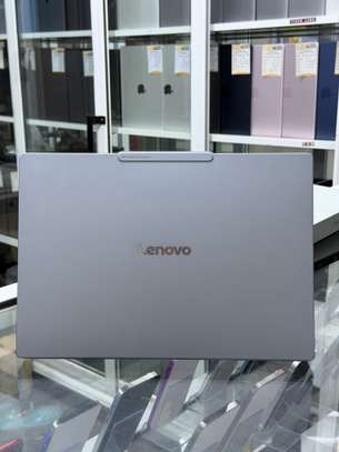 Lenovo slim 7 Aura Edition Oled image 2