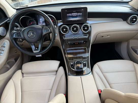 Mercedes GLC 300 sport 2018 image 6