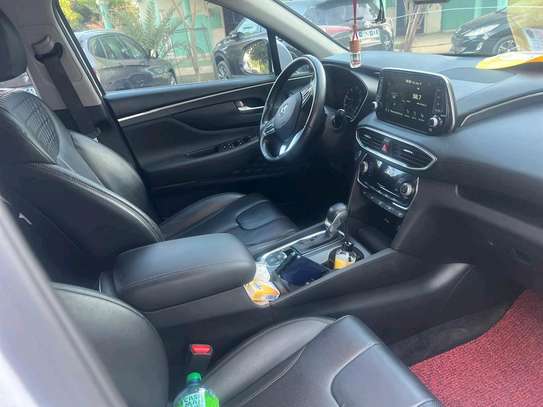 hyundai santa fe 2019 image 6
