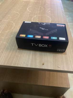 Box tv //android 11 /ram 16GB /memory 256GB image 4