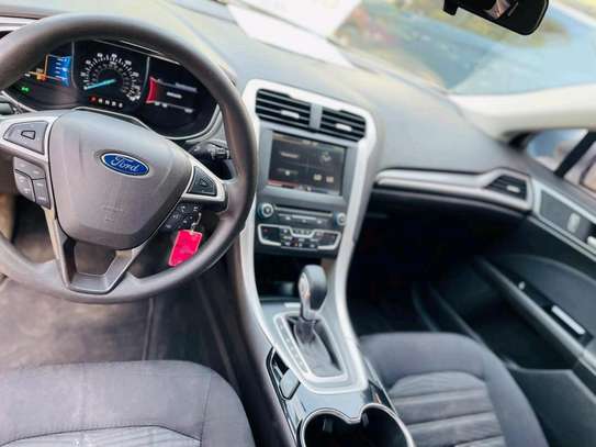 Ford fusion 2016 image 2