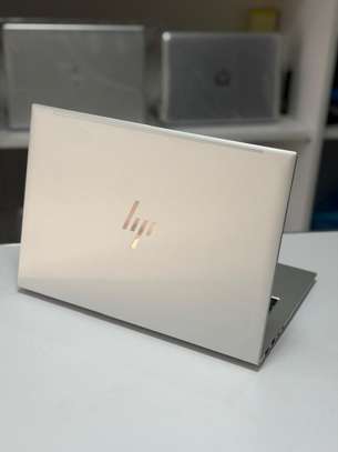 Hp EliteBook 840 9ème génération image 1