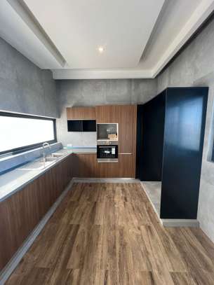 F4 d e225 m² à vendre sur la corniche image 11