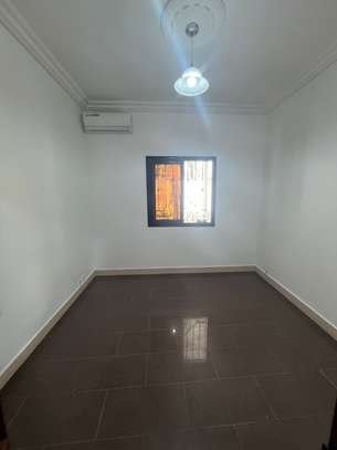 Villa R+1 Mermoz image 11