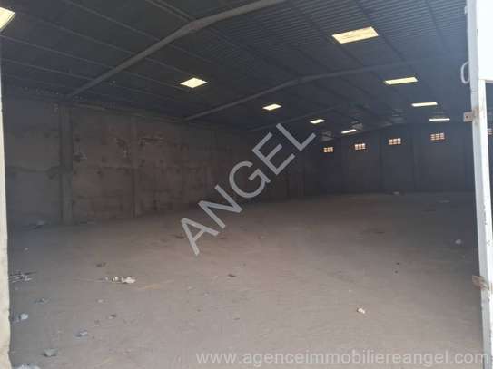 Ref_7240_GL  Hangar à louer à Rufisque image 2