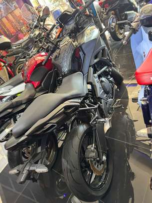 A vendre Moto  kawasaki 750 image 3