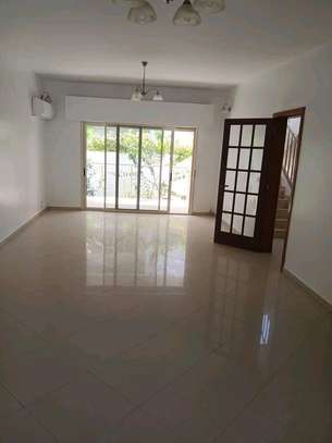 villa louer mermoz image 6
