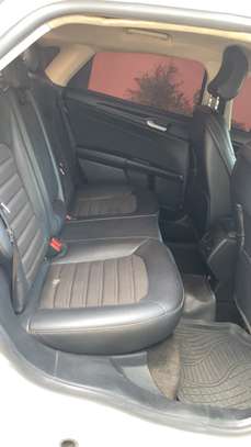 Ford fusion 2018 image 4