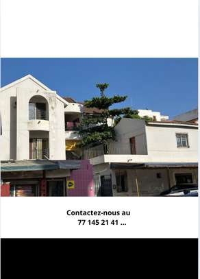 Villa 600m2 a vendre aux almadies image 2