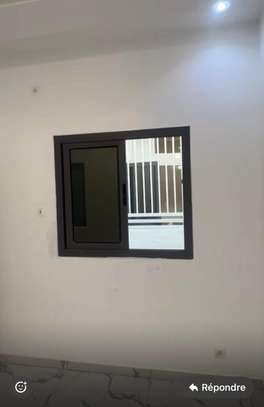 Studio à louer à la cité Damel/Parcelles image 3