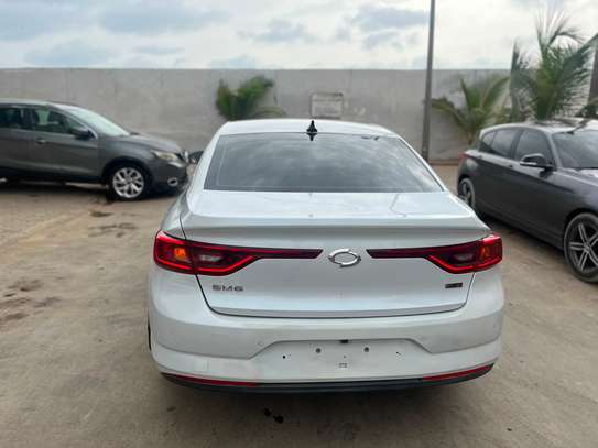 Renault SM6 _2018 image 4