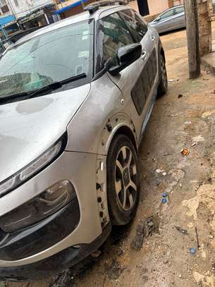 Citroen C4 CACTUS  Année 2016 image 7