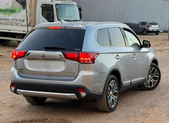 Mitsubishi  Outlander sport  Année : 2019 image 3