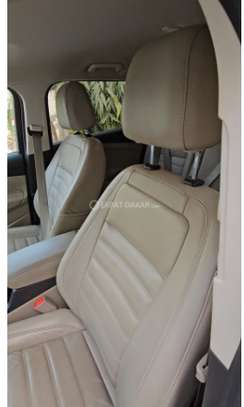 2017 Ford Escape Titanium 4WD Ecoboost image 4