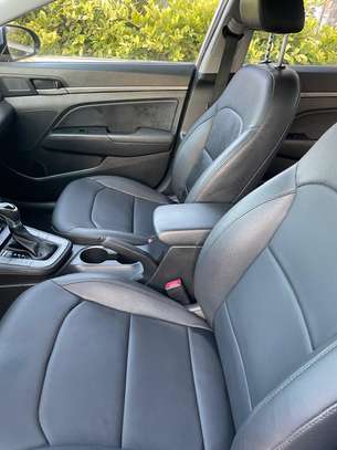 Hyundai Avante 2016 image 6