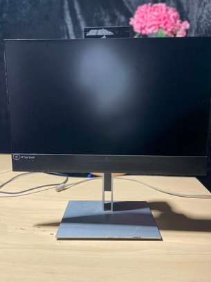 HP E24m G4 – Moniteur Visioconférence 23,8" Full HD image 2