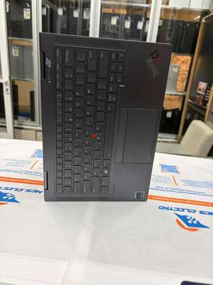 Lenovo X1 image 4