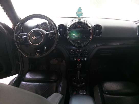 MINI COOPER 2019 image 3