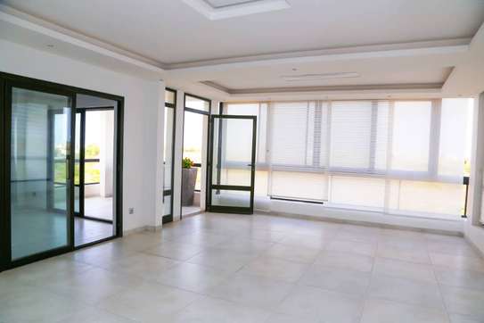 Bel appartement à Yoff Onomo image 10