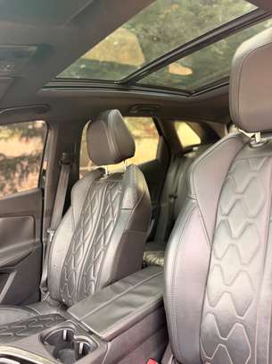 PEUGEOT 3008 GTline 2018 image 12