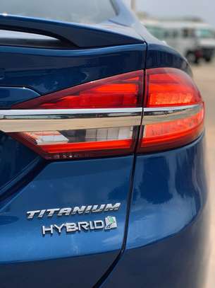 Ford Fusion Titanium année 2018 hybrid venant image 7