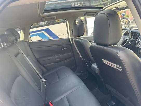Mitsubishi Outlander GT 2017 image 10
