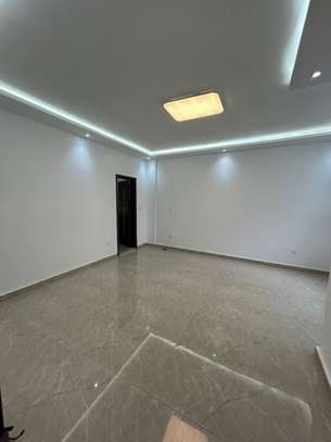 Superbe appartement de type F4 à louer image 11