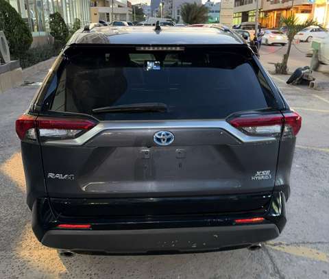 Toyota RAV4 Hybride 2020 image 12