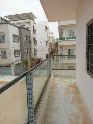 Appartement F4 à la Cité Mbakiyou Faye Mamelles image 1