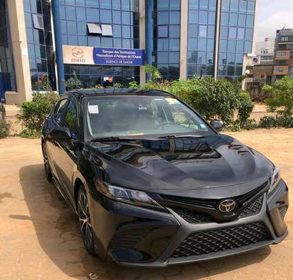 Toyota camry 2019 image 6