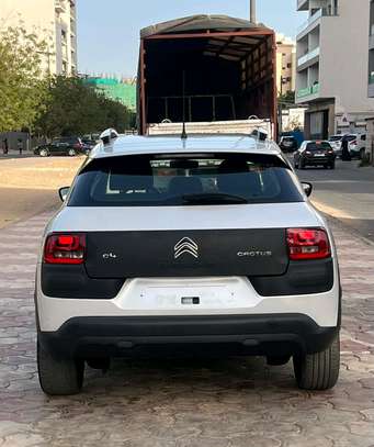 Citroen C4 Cactus 2015 image 2