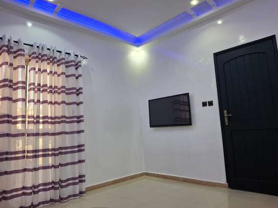 Studio meublé à louer image 10