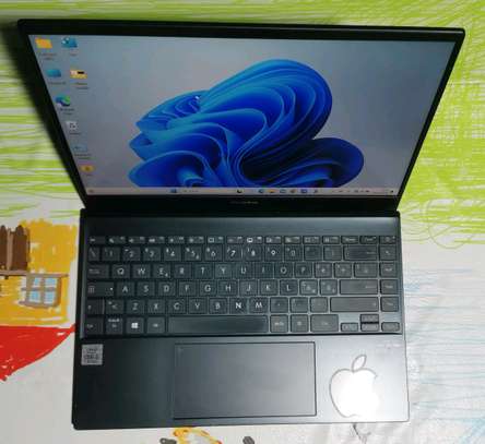 Asus zenbook UX325 image 1