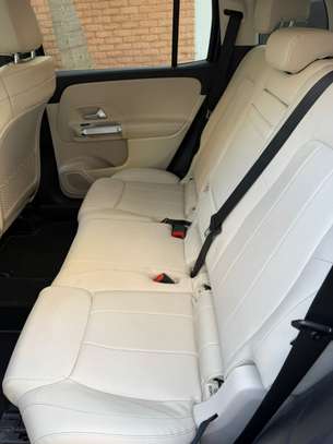 Mercedes GLB 250 Anne 2022 full options intérieur cuir beige image 7