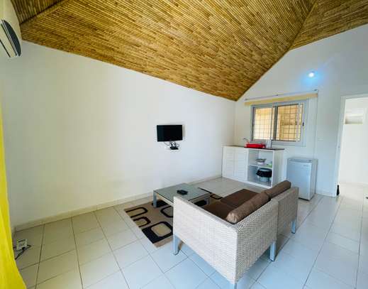 Studio meublé en résidence avec Piscine image 6