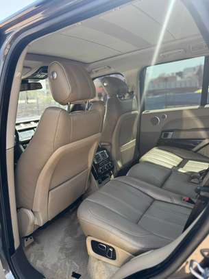 Range Rover Vogue image 7