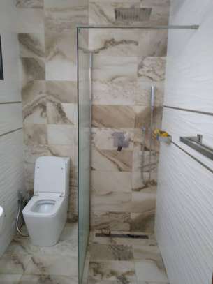 APPARTEMENT F4 ALMADIES RECASEMENT image 3