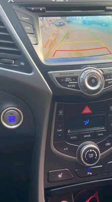 Hyundai elantra 2016 image 8