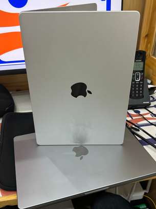 MacBook Pro 14 Pouces,2021  Puce Apple M1 Pro image 5