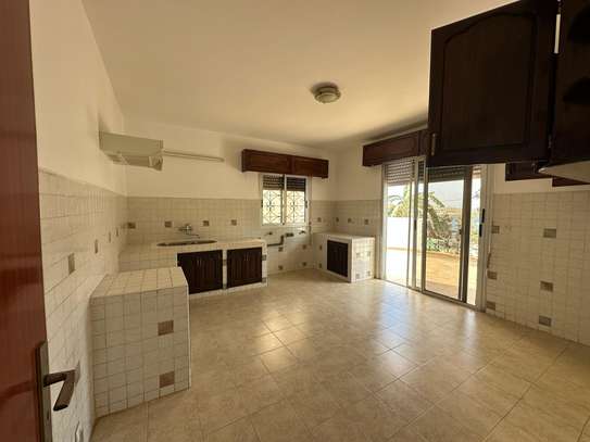 APPARTEMENT A LOUER  F3 MERMOZ PISCINE image 14