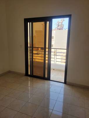 Trois chambres à louer par mois image 10