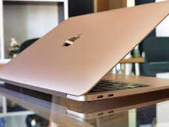 MacBook Air m1 2020 image 3
