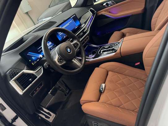 BMW X7 2024 image 3