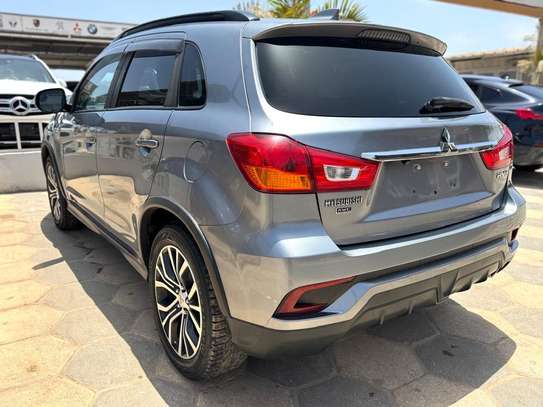 Mitsubishi RVR GT image 14