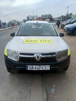 RENAULT DUSTER AUTOMATIQUE ESSENCE image 3