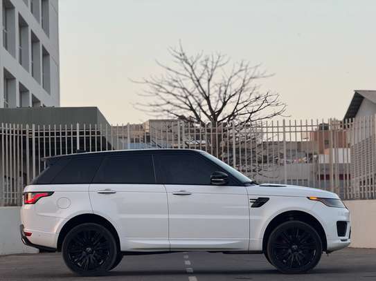 Range Rover Sport HSE R dynamique Supercharged année2018 image 1